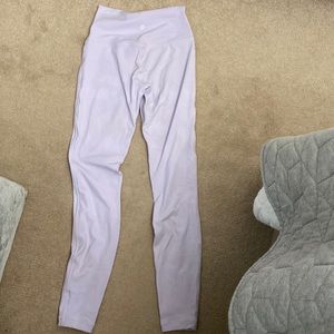 LuLulemon lavender align leggings size 4